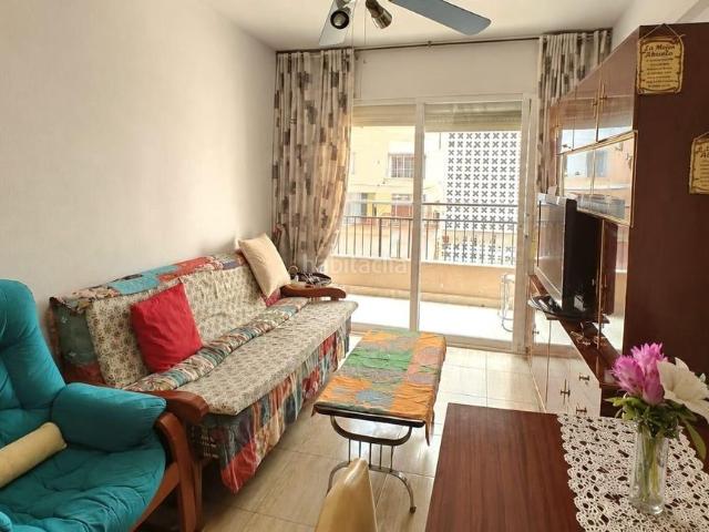 Piso en venta en Benidorm, Centro Urbano. Acogedor Piso de 3 Habitaciones en Benidorm, Zona Poniente. Pisos.