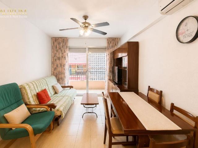 Piso en venta en Benidorm, Centro Urbano. MARAVILLOSA VIVIENDA EN VENTA DE 3 DORMITORIOS EN EL CENTRO URBANO EN BENIDORM. Pisos.