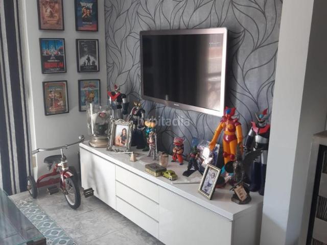 Piso en venta en Benidorm, Centro Urbano. Piso centríco reformado de 3 dorm. en segunda línea de playa. Pisos.