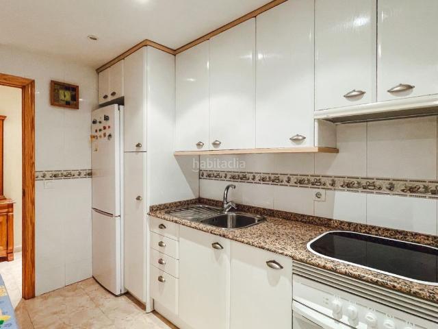 Piso en venta en Benidorm, Centro Urbano. Piso en venta en zona Centro de Benidorm 3 dormitorios y 2 baños. Pisos.