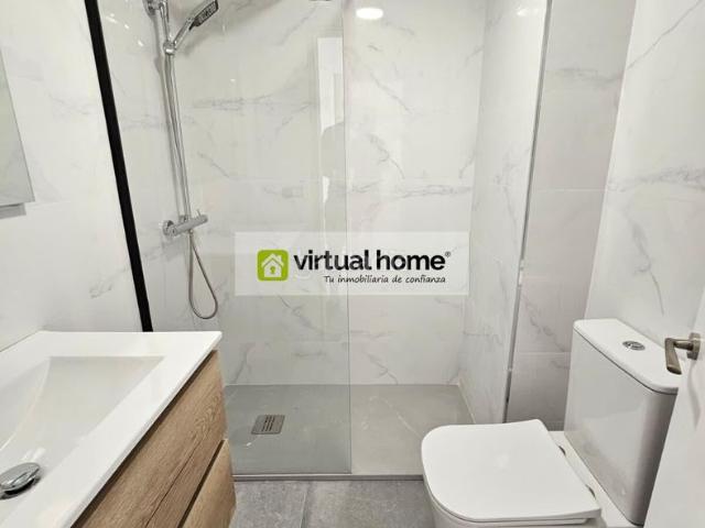 Piso en venta en Benidorm, Colonia Madrid. Oportunidad Única en Benidorm Piso para Reformar en la Zona de Poniente. Pisos.