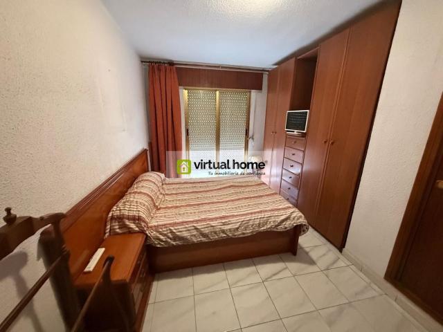 Piso en venta en Benidorm, Colonia Madrid. Pisos.