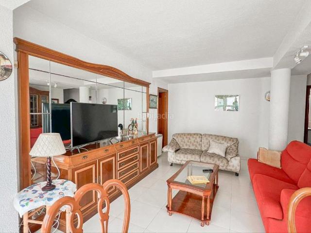 Piso en venta en Benidorm, Playa Levante. PISO PRIMERA LINEA DE PLAYA LEVANTE, 3 HAB. TERRZA. PARKING. Pisos.