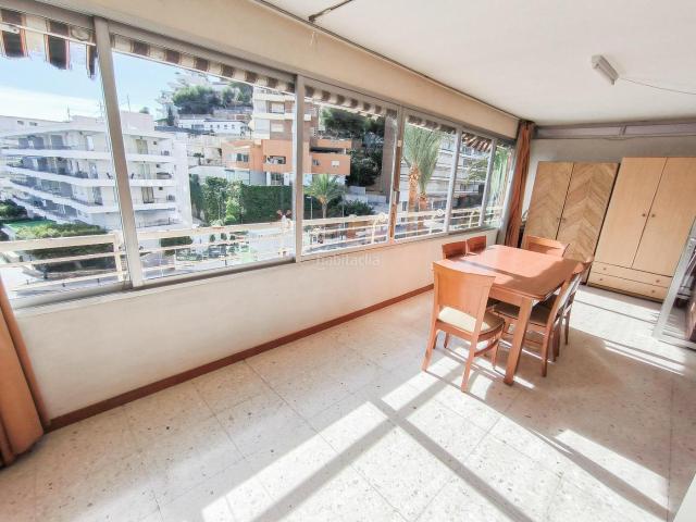 Piso en venta en Benidorm, Playa Poniente. Gran piso de 2 dorm. en segunda línea de Playa de Poniente. Pisos.