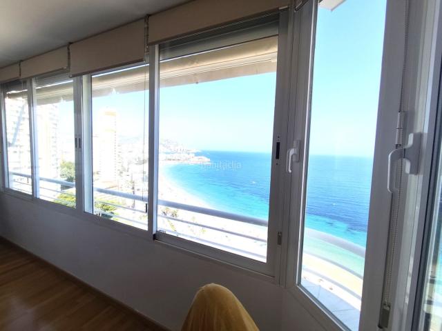 Piso en venta en Benidorm, Playa Poniente. 1 linea de playa. Pisos.