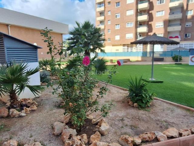 Piso en venta en Benidorm, Rincón Bajo. PISO REFORMADO CON GARAJE Y PISCINA EN LEVANTE. Pisos.
