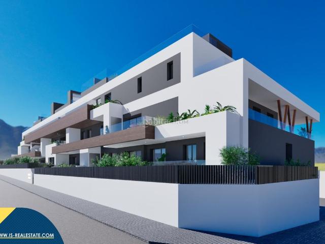 Piso en venta en Benijófar. Apartamentos en construcción con piscina, en la provincia de Alicante, en la localidad de Benijófar. 2 habitaciones 66 m² A 8. Pisos.