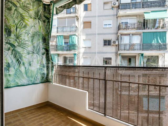Piso en Venta en Besós
