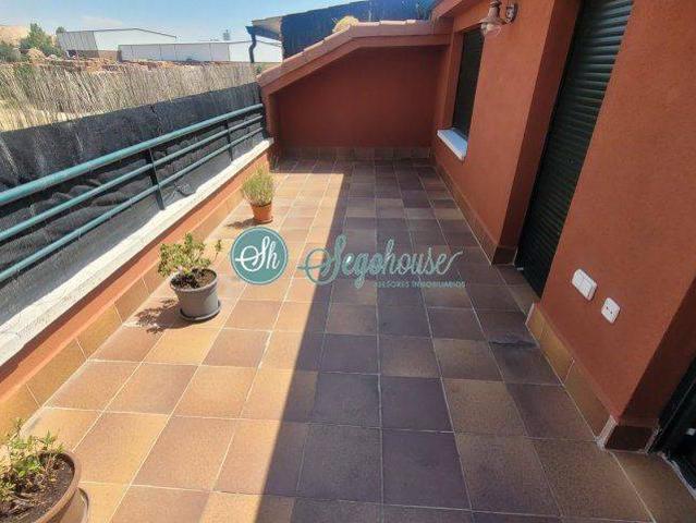 Piso en Venta en Bernuy de Porreros