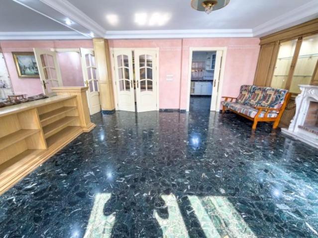 Piso en venta en Bigastro, Bigastro Centro