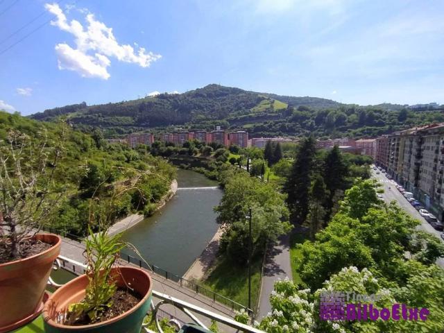 Piso en Venta en Bilbao