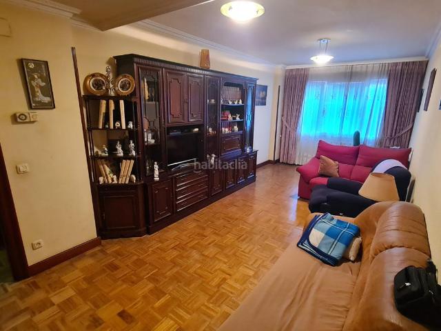 Piso en venta en Bilbao, Txurdinaga. Piso a la venta en Txurdinaga!. Pisos.