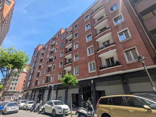 Piso en venta en Bilbao, Ametzola. API DIPUTACION,4 HABITALE VENDE PISO Y GARAJE GENERAL CONCHA. Pisos.