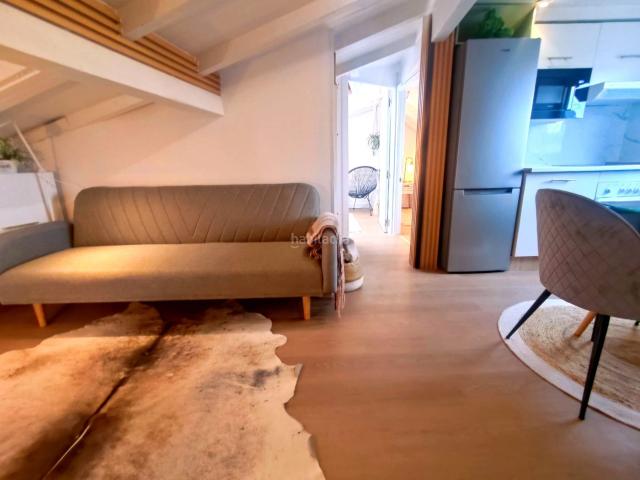 Piso en venta en Bilbao, Atxuri. Piso de 35 m con 2 dormitorios y exterior en Kalea, Bilbao. Pisos.