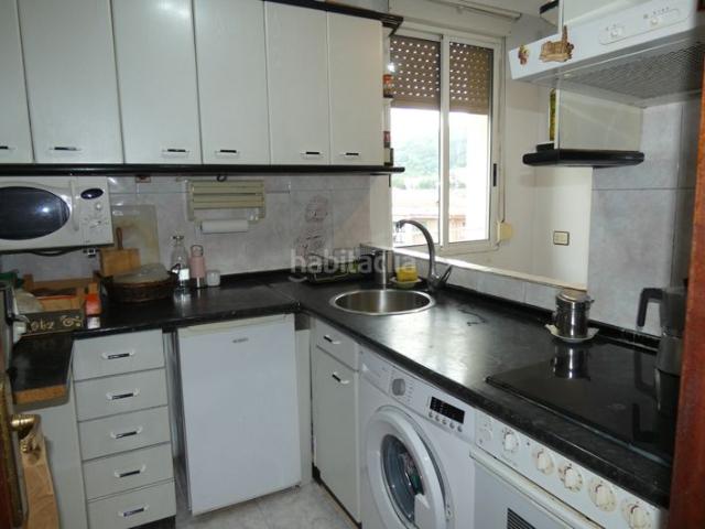 Piso en venta en Bilbao, Iralabarri. Apartamento exterior en Irala. Pisos.