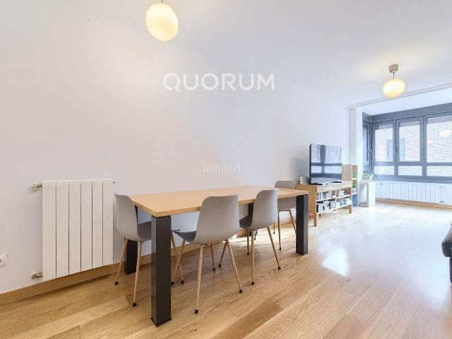 Piso en venta en Bilbao, Miribilla. Precioso Piso Seminuevo De 1 Dormitorio Con Ascensor Cota Cero y Garaje y Trastero Incluido En Zona Miribilla. Pisos.