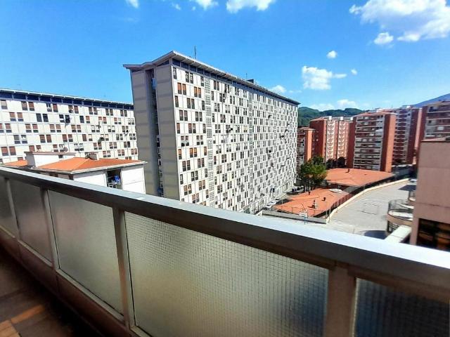 Piso en venta en Bilbao, Santutxu Basarrate. BilbaoPiso. Pisos.