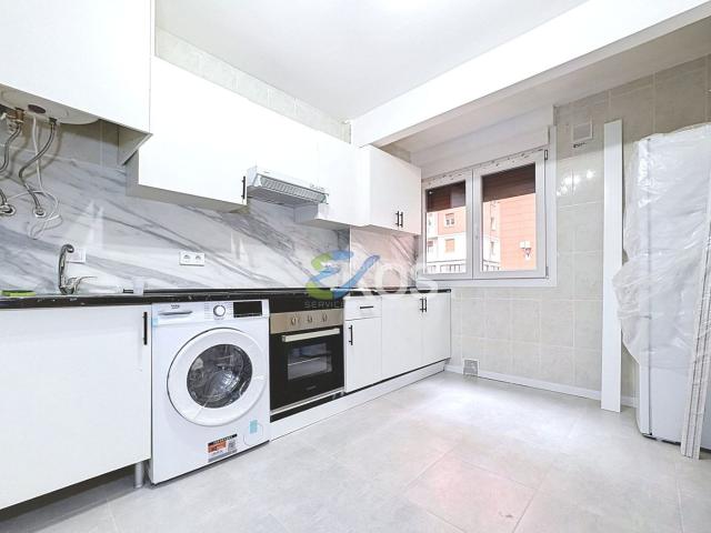 Piso en venta en Bilbao, Santutxu Basarrate. Piso en venta en Santutxu, 3 dormitorios. Pisos.