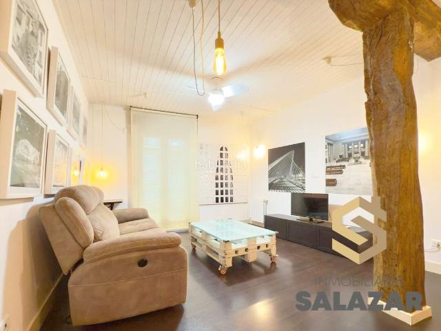 Piso en venta en Bilbao, San Fransisco. SALAZAR VENDE VIVIENDA TURISTICA EN BILBAO. Pisos.