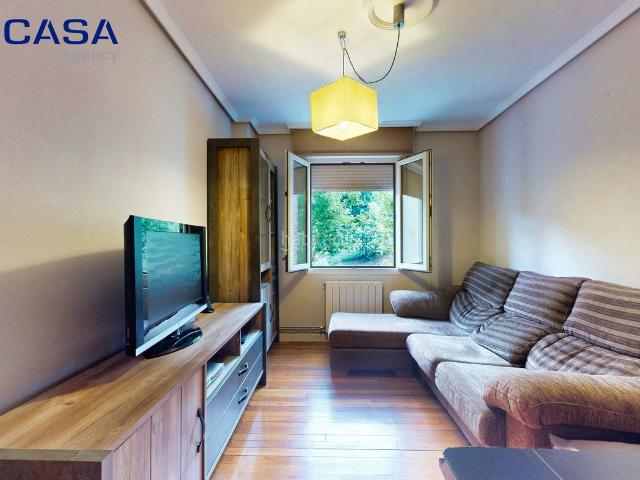 Piso en venta en Bilbao, San Ignacio Elorrieta. LA CASA AGENCY VENDE OPORTUNIDAD EN SAN IGNACIO! Una oportunidad que no puedes dejar escapar!. Pisos.