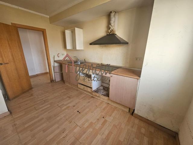 Piso en venta en Bisbal d´Empordà La. PISO DE PROTECCIÓN OFICIAL EN LA BISBAL DEMPORDÀ CON PLAZA DE GARAJE. Pisos Bisbal d´Empordà.