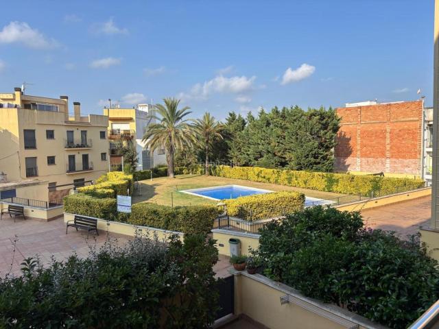Piso en venta en Blanes, Centre Costa Brava. Maravilloso inmueble en el centro. Pisos.