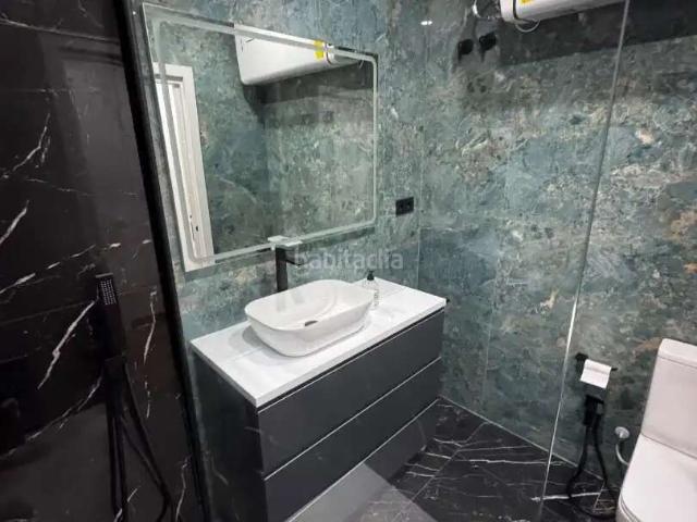 Piso en venta en Blanes, Centre Costa Brava. Piso renovado a estrenar en el centro de Blanes, a un paso del mar. Pisos.