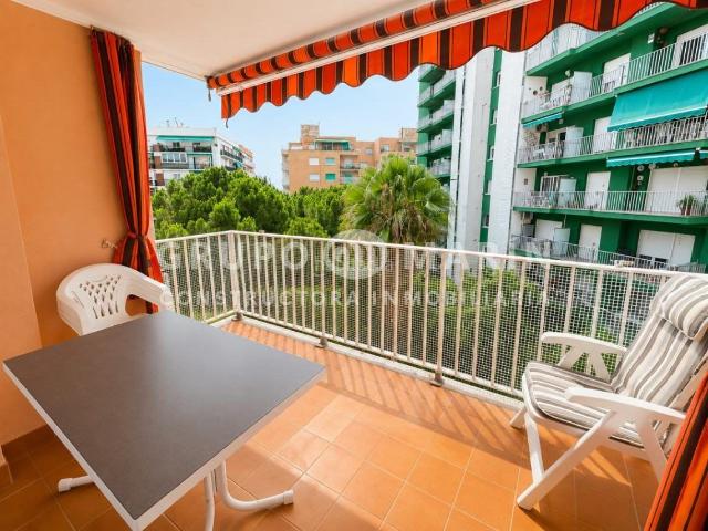Piso en venta en Blanes, Els Pins Costa Brava. Magnífica vivienda, muy luminosa y con una distribución cómoda en Blanes!. Pisos.