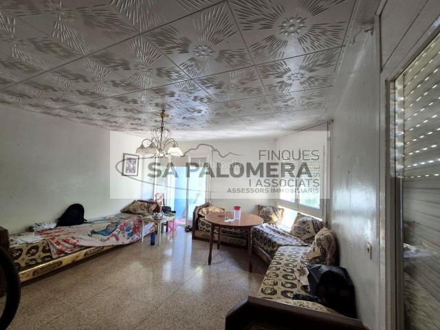 Piso en venta en Blanes, Els Pins Costa Brava. PISO CON ASCENSOR PLANTERA. Pisos.