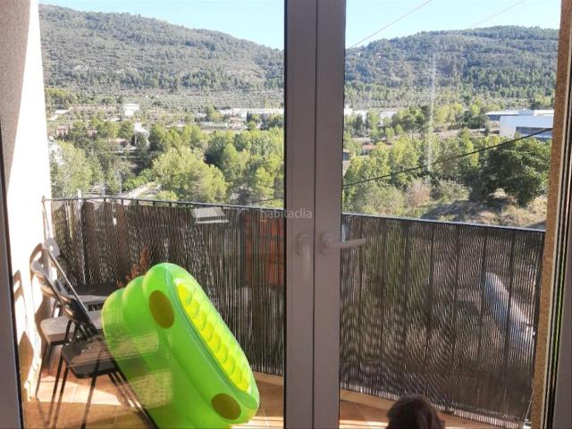 Piso en venta en Bocairent. Piso en muy estado con vistas a la sierra Mariola y soleado todo el día. Pisos.