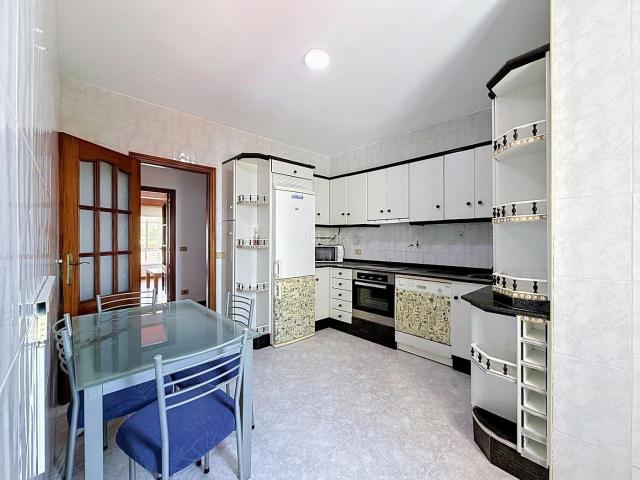 Piso en venta en Boiro. PISO AÑO. EXTERIOR. 3 DORMITORIOS. Pisos.