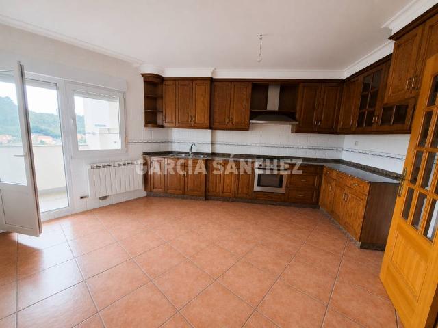 Piso en Venta en Boiro