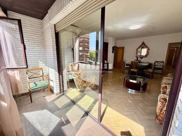 Piso en Venta en Cuatro Caminos Azca