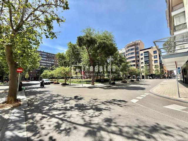 Piso en Venta en Cuatro Caminos Azca