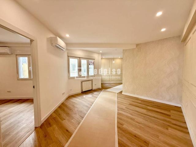 Piso en Venta en Cuatro Caminos Azca