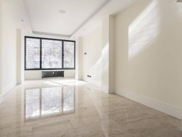 Piso en Venta en Cuatro Caminos Azca