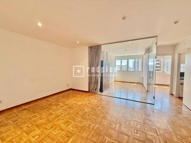 Piso en Venta en Cuatro Caminos Azca