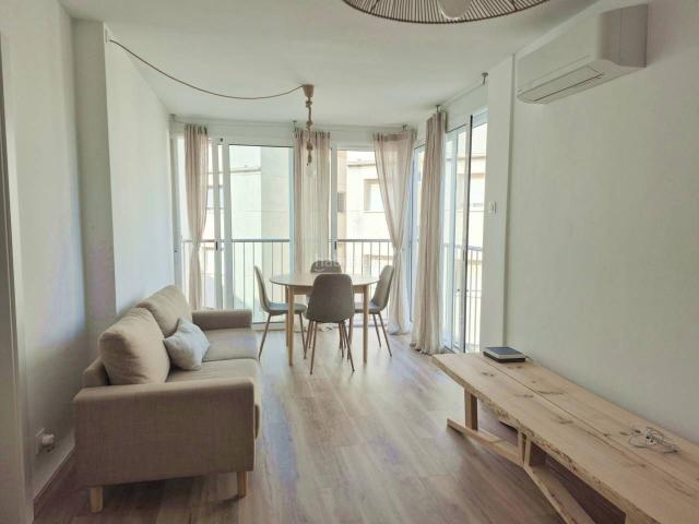 Piso en venta en Cubelles, Maritim. ACOGEDOR APARTAMENTO REFORMADO EN SEGUNDA PLANTA CON ASCENSOR EN PLAYA MARITIM DE CUBELLES. Pisos.