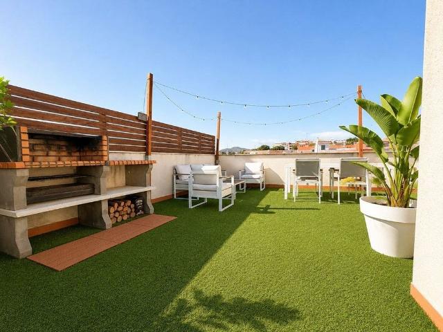 Piso en venta en Cubelles, de 146 m² 3 habitaciones por 255.000