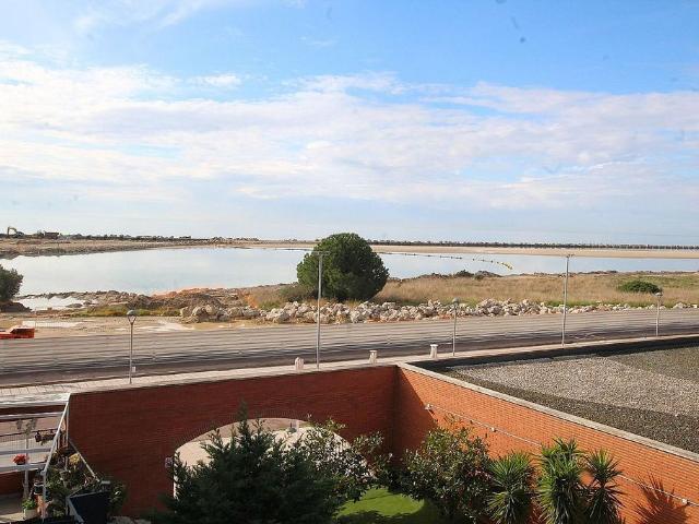 Piso en venta en Cubelles, de 90 m² 3 habitaciones por 350.000