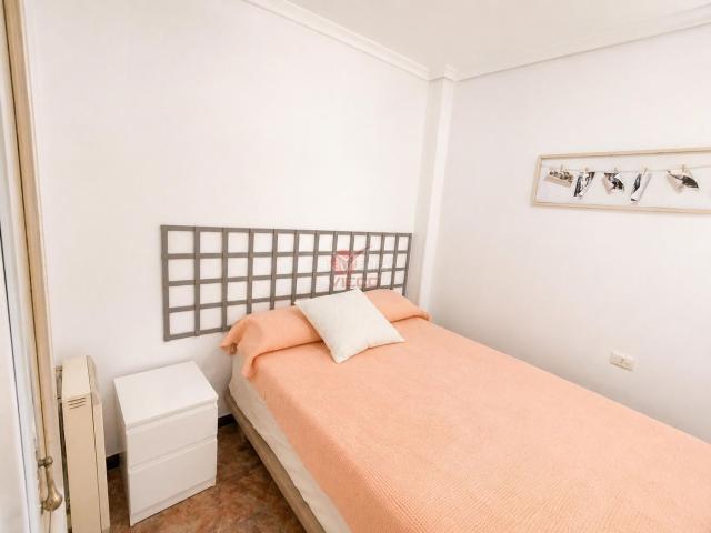 Piso en venta en Cuenca, Casco Histórico. Ideal para tener algo bonito en Cuenca y para RENTABILIDAD mediante alquiler. Pisos.