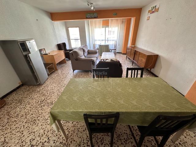 Piso en venta en Cuenca, Centro. PISO EN VENTA PARA REFORMAR EN CALDERON DE LA BARCA. Pisos.