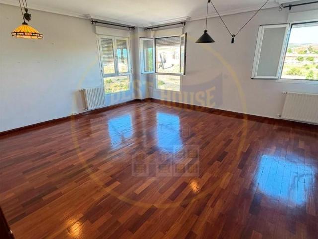 Piso en venta en Cuenca, Reyes Católicos Pº de San Antonio