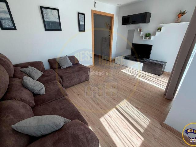 Piso en venta en Cuenca, Reyes Católicos Paseo de San Antonio. PISO EN VENTA EN REYES CATOLICOS. Pisos.
