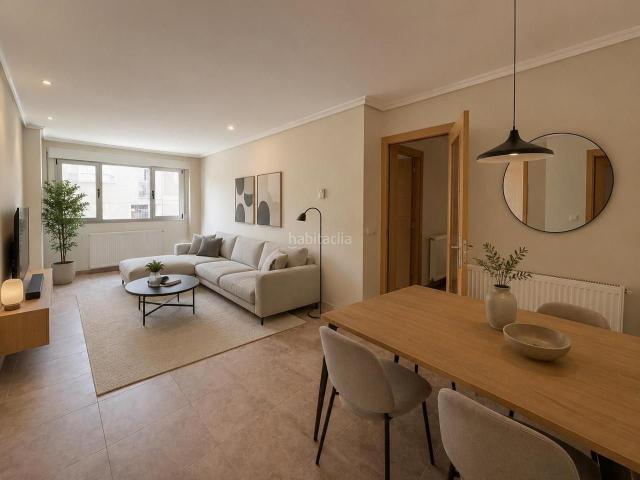 Piso en venta en Cuenca, Reyes Católicos Paseo de San Antonio. PISOS A ESTRENAR EN ZONA SIGLO XXI. GARAJE Y TRASTERO INCLUIDOS. Pisos.