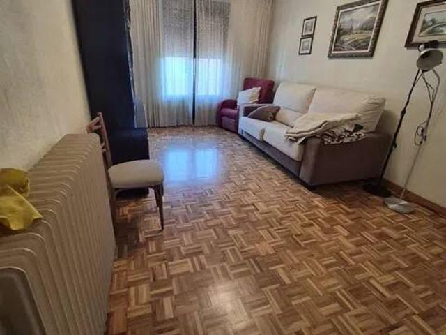 Piso en Venta en Cuéllar