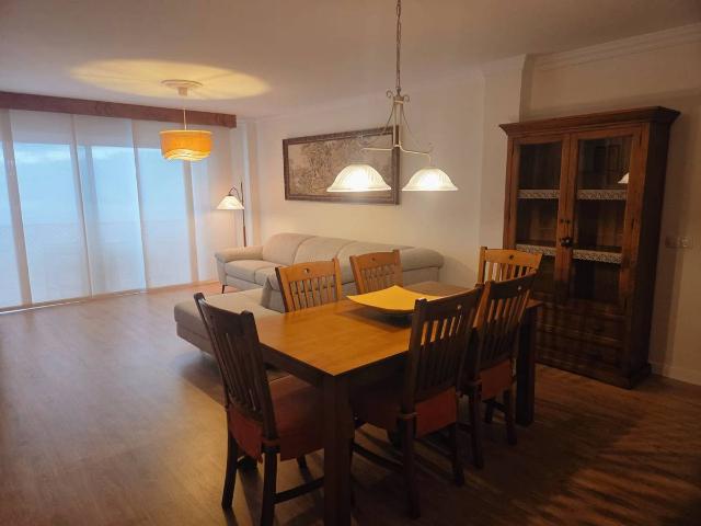 Piso en Venta en Cuesta de la Villa