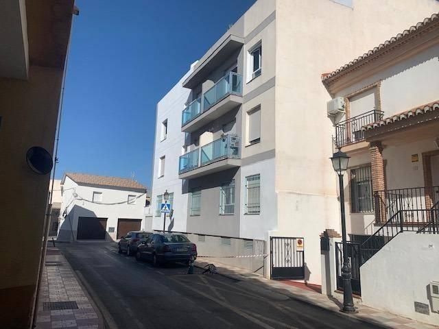Piso en Venta en Cúllar Vega