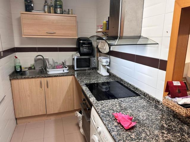 Piso en venta en Cullera, El Faro. Enmarcado en la urbanización cerrada del Cap Blanc, en situación privilegiada a pocos metros del mar y con vistas hacia la misma. Pisos.
