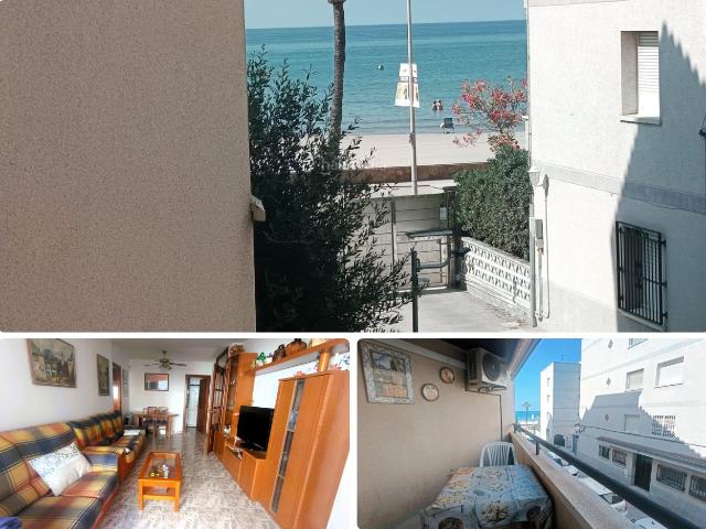 Piso en venta en Cunit, Can Nicolau Les Sorres Valparaiso Costa Dorada. Piso en primera línea de mar con parking y trastero. Pisos.